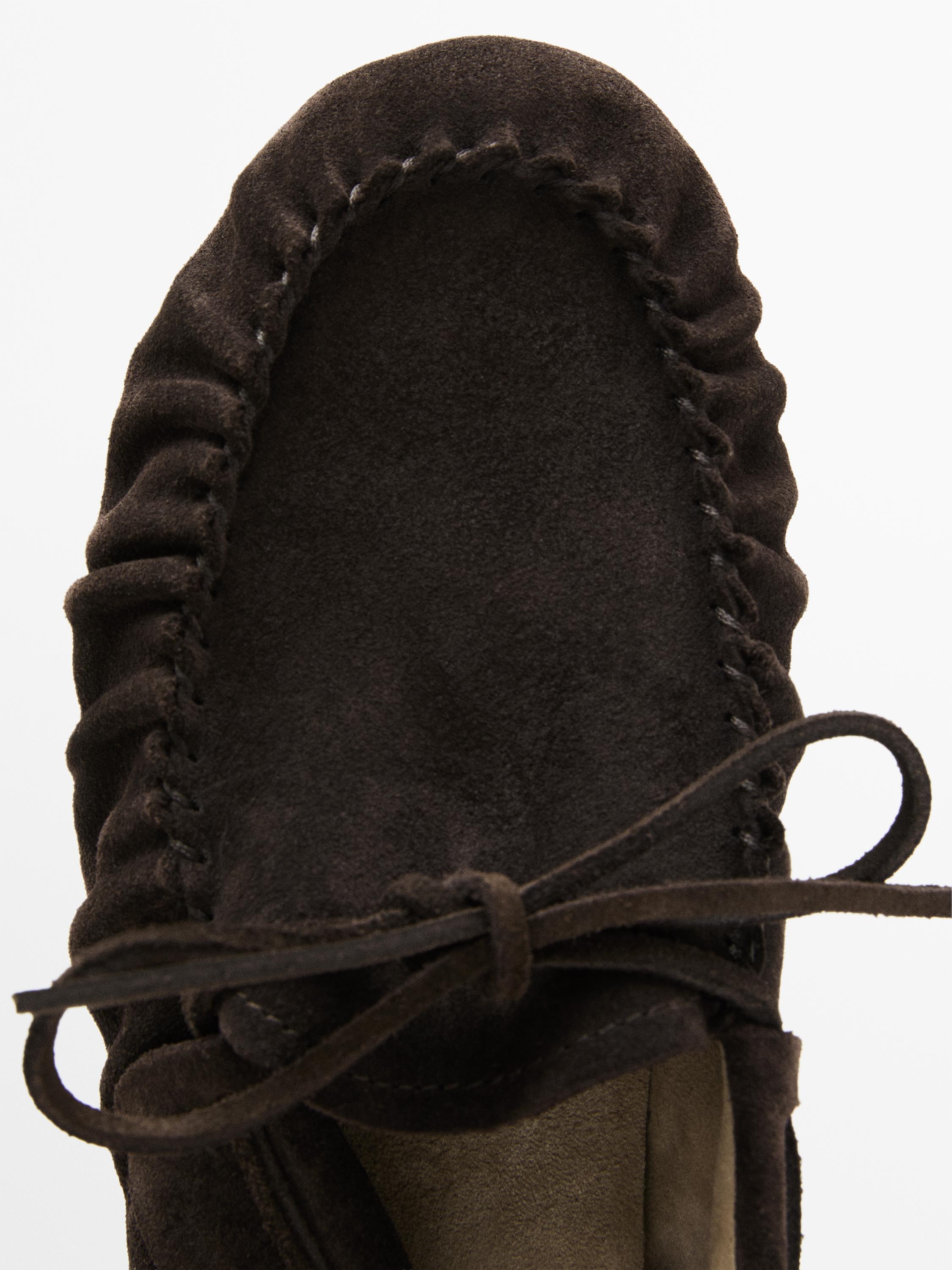 Mocassins croûte de cuir froncés avec nœud